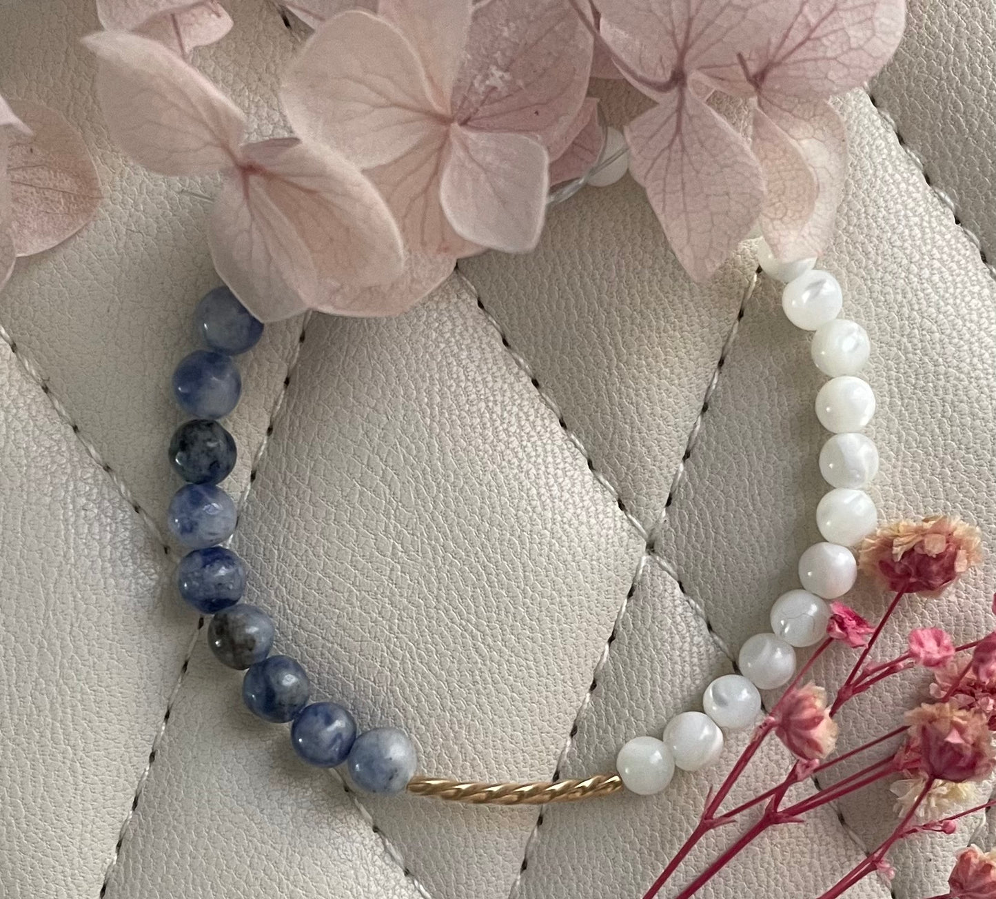 Sodalite with Mother of Pearls Beads Bracelet