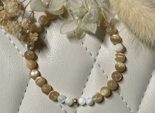 Mother of Pearls Beads Bracelet